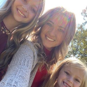 Meet your Posher, Abby